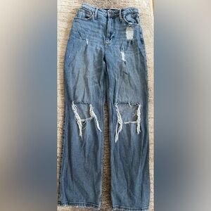 Hollister- Ultra high rise dad jeans